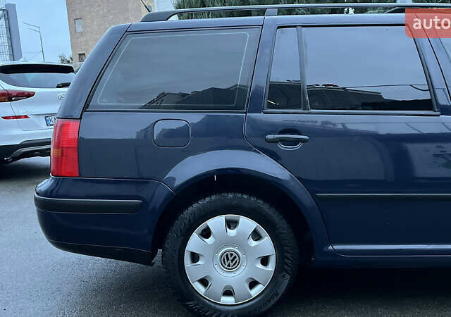 Синий Фольксваген Гольф, объемом двигателя 1.6 л и пробегом 310 тыс. км за 3600 $, фото 40 на Automoto.ua