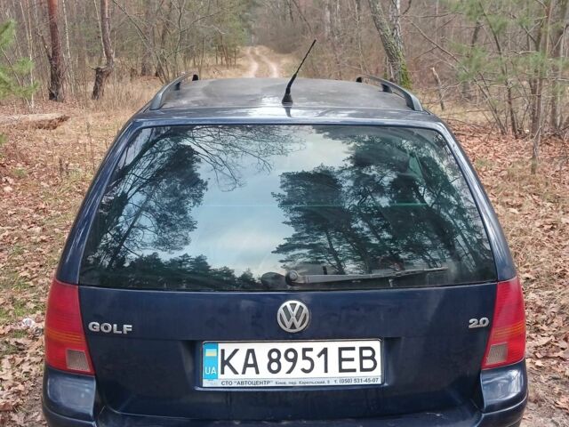 Синій Фольксваген Гольф, об'ємом двигуна 2 л та пробігом 311 тис. км за 4950 $, фото 2 на Automoto.ua