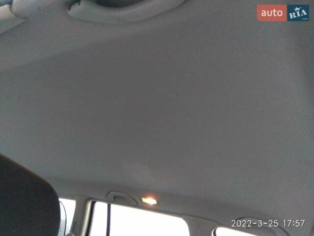 Синій Фольксваген Гольф, об'ємом двигуна 1.6 л та пробігом 305 тис. км за 4700 $, фото 7 на Automoto.ua