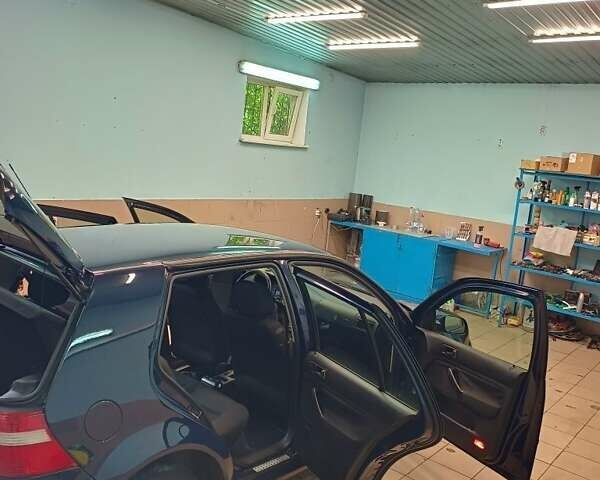 Синій Фольксваген Гольф, об'ємом двигуна 1.4 л та пробігом 247 тис. км за 4600 $, фото 7 на Automoto.ua