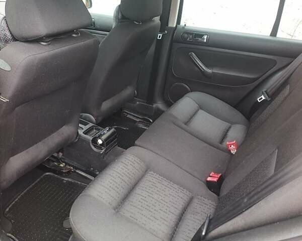 Синій Фольксваген Гольф, об'ємом двигуна 1.4 л та пробігом 247 тис. км за 4600 $, фото 1 на Automoto.ua