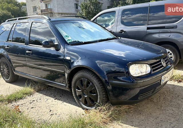 Синий Фольксваген Гольф, объемом двигателя 1.39 л и пробегом 248 тыс. км за 5150 $, фото 21 на Automoto.ua