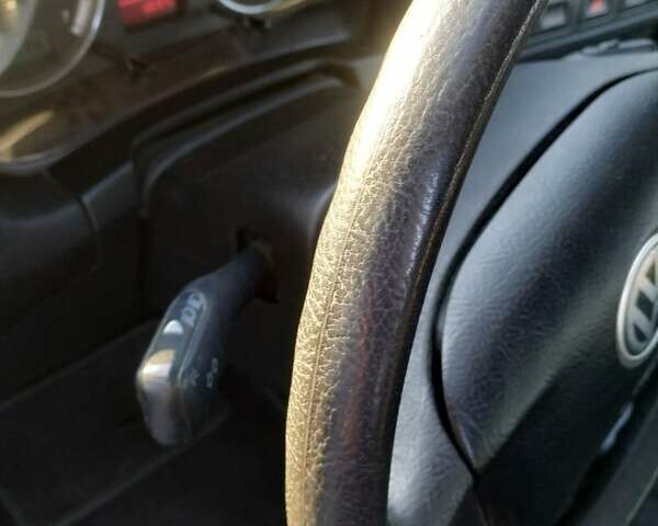 Синий Фольксваген Гольф, объемом двигателя 1.4 л и пробегом 226 тыс. км за 4200 $, фото 2 на Automoto.ua