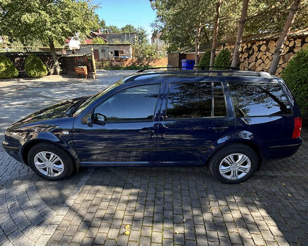 Синий Фольксваген Гольф, объемом двигателя 1.9 л и пробегом 300 тыс. км за 4650 $, фото 4 на Automoto.ua