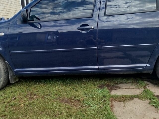 Синий Фольксваген Гольф, объемом двигателя 1.6 л и пробегом 285 тыс. км за 2100 $, фото 11 на Automoto.ua