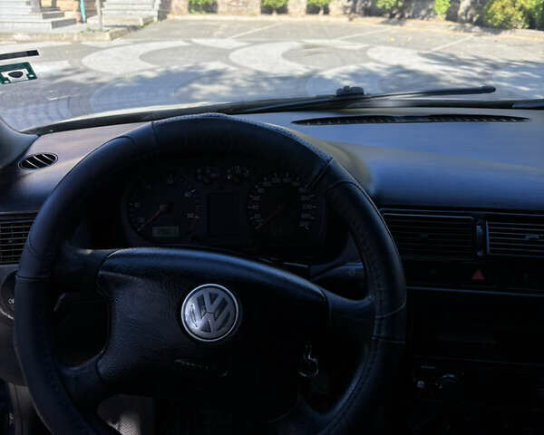 Синий Фольксваген Гольф, объемом двигателя 1.9 л и пробегом 300 тыс. км за 4650 $, фото 13 на Automoto.ua