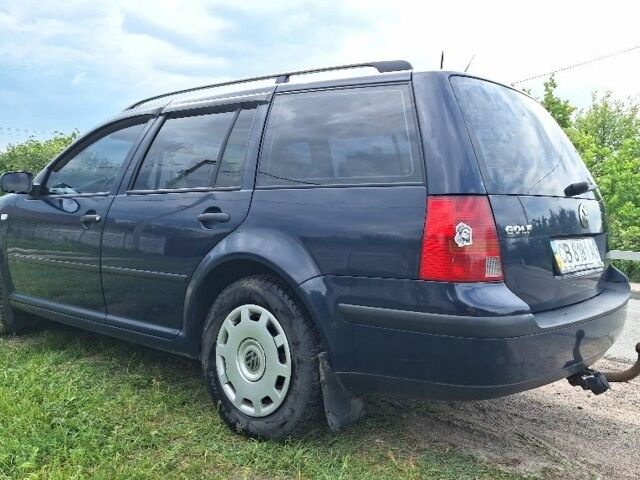 Синий Фольксваген Гольф, объемом двигателя 1.6 л и пробегом 307 тыс. км за 4600 $, фото 4 на Automoto.ua