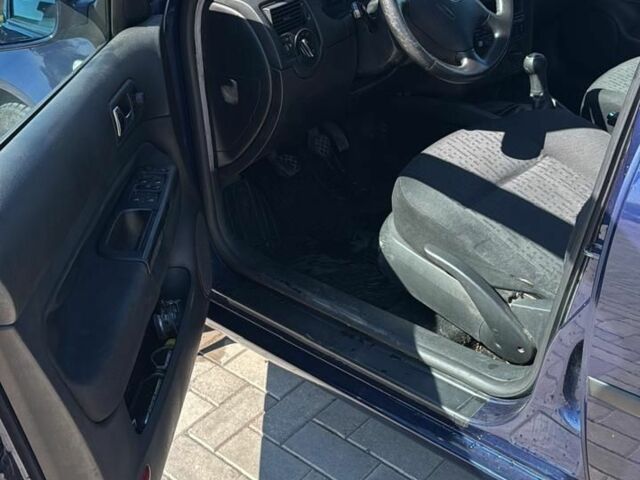 Синий Фольксваген Гольф, объемом двигателя 0 л и пробегом 350 тыс. км за 2400 $, фото 4 на Automoto.ua