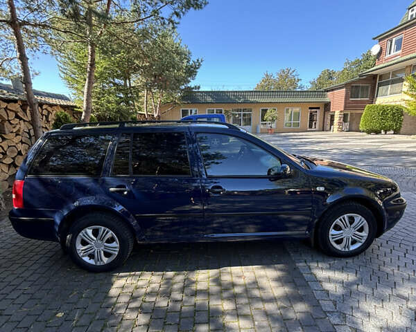 Синий Фольксваген Гольф, объемом двигателя 1.9 л и пробегом 300 тыс. км за 4650 $, фото 3 на Automoto.ua