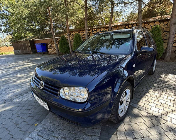 Синий Фольксваген Гольф, объемом двигателя 1.9 л и пробегом 300 тыс. км за 4650 $, фото 5 на Automoto.ua
