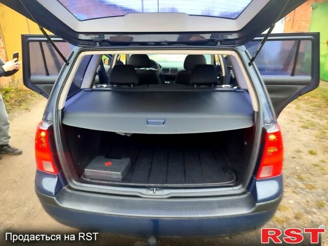 Синий Фольксваген Гольф, объемом двигателя 1.6 л и пробегом 0 тыс. км за 4350 $, фото 6 на Automoto.ua