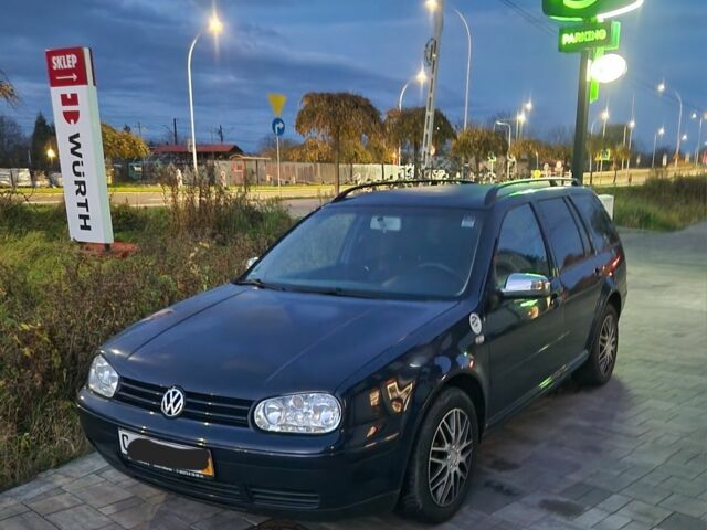 Синий Фольксваген Гольф, объемом двигателя 1.9 л и пробегом 260 тыс. км за 2300 $, фото 1 на Automoto.ua