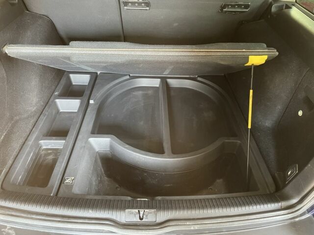 Синий Фольксваген Гольф, объемом двигателя 1.4 л и пробегом 254 тыс. км за 3100 $, фото 5 на Automoto.ua