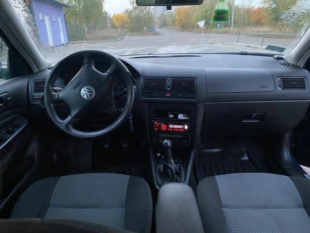 Синій Фольксваген Гольф, об'ємом двигуна 0 л та пробігом 300 тис. км за 2850 $, фото 5 на Automoto.ua