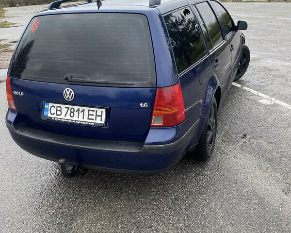 Синий Фольксваген Гольф, объемом двигателя 1.6 л и пробегом 255 тыс. км за 4600 $, фото 1 на Automoto.ua