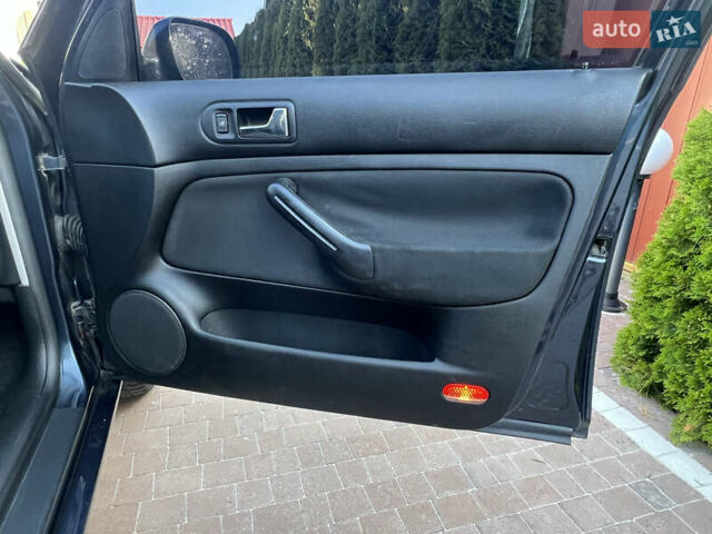 Синий Фольксваген Гольф, объемом двигателя 1.6 л и пробегом 215 тыс. км за 5500 $, фото 10 на Automoto.ua