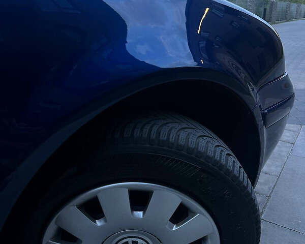 Синій Фольксваген Гольф, об'ємом двигуна 1.6 л та пробігом 235 тис. км за 5500 $, фото 5 на Automoto.ua