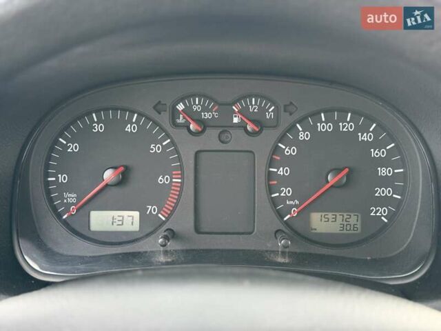 Синий Фольксваген Гольф, объемом двигателя 1.39 л и пробегом 157 тыс. км за 4300 $, фото 21 на Automoto.ua