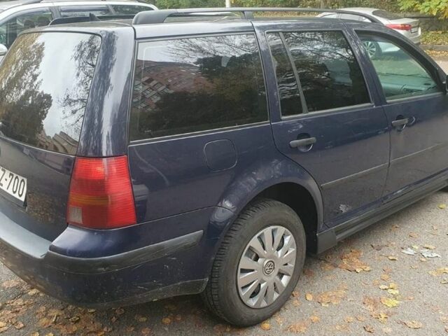 Синий Фольксваген Гольф, объемом двигателя 1.9 л и пробегом 232 тыс. км за 1900 $, фото 2 на Automoto.ua