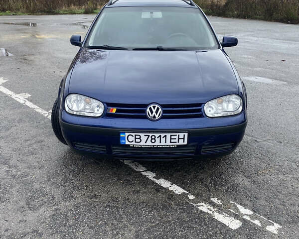 Синий Фольксваген Гольф, объемом двигателя 1.6 л и пробегом 255 тыс. км за 4600 $, фото 2 на Automoto.ua