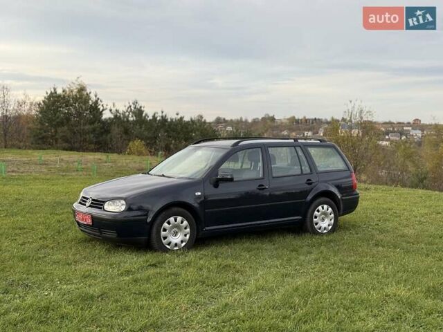 Синий Фольксваген Гольф, объемом двигателя 1.39 л и пробегом 157 тыс. км за 4300 $, фото 5 на Automoto.ua
