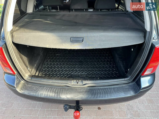 Синий Фольксваген Гольф, объемом двигателя 1.6 л и пробегом 215 тыс. км за 5500 $, фото 15 на Automoto.ua