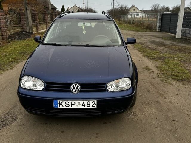 Синий Фольксваген Гольф, объемом двигателя 1.9 л и пробегом 380 тыс. км за 2150 $, фото 1 на Automoto.ua