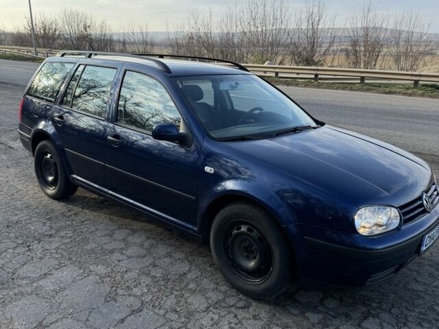 Синий Фольксваген Гольф, объемом двигателя 1.9 л и пробегом 306 тыс. км за 2951 $, фото 1 на Automoto.ua