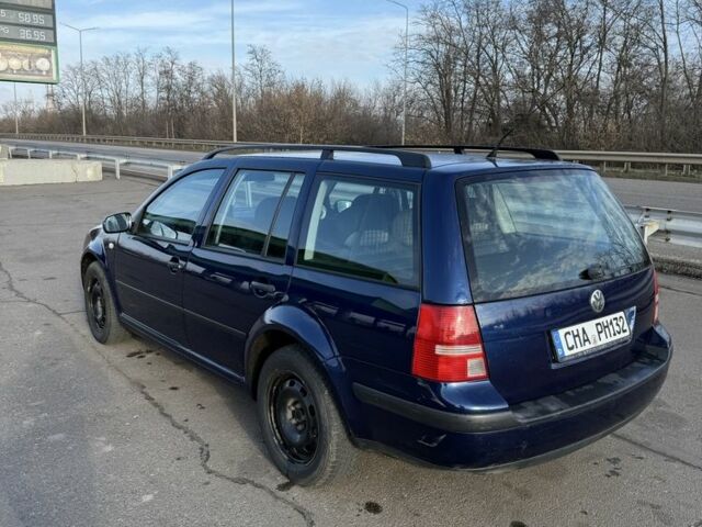 Синий Фольксваген Гольф, объемом двигателя 1.9 л и пробегом 306 тыс. км за 2951 $, фото 3 на Automoto.ua