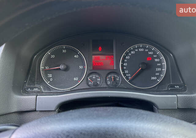 Синий Фольксваген Гольф, объемом двигателя 1.9 л и пробегом 306 тыс. км за 5300 $, фото 8 на Automoto.ua