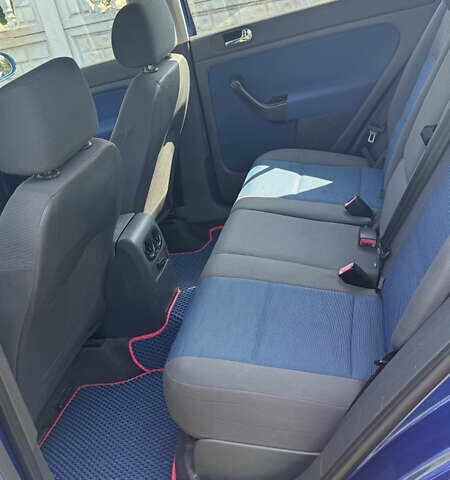 Синий Фольксваген Гольф, объемом двигателя 1.9 л и пробегом 306 тыс. км за 4900 $, фото 9 на Automoto.ua