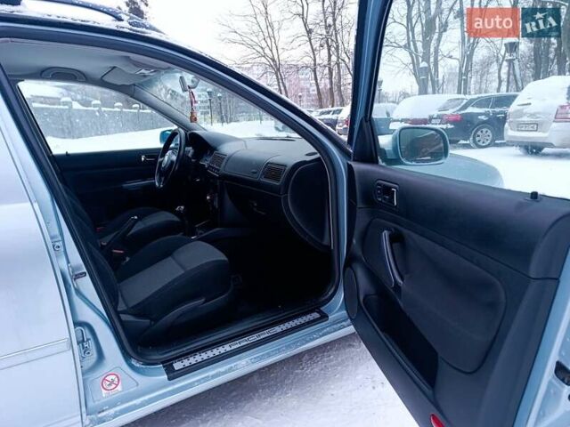 Синій Фольксваген Гольф, об'ємом двигуна 1.6 л та пробігом 214 тис. км за 3999 $, фото 14 на Automoto.ua