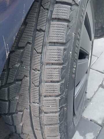 Синий Фольксваген Гольф, объемом двигателя 1.4 л и пробегом 272 тыс. км за 4200 $, фото 1 на Automoto.ua