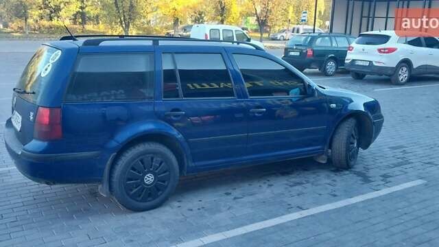 Синий Фольксваген Гольф, объемом двигателя 1.4 л и пробегом 272 тыс. км за 4200 $, фото 16 на Automoto.ua