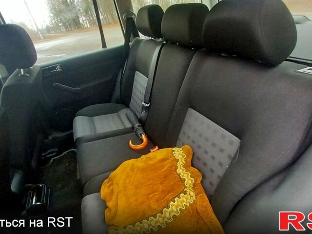 Синій Фольксваген Гольф, об'ємом двигуна 1.6 л та пробігом 0 тис. км за 5400 $, фото 4 на Automoto.ua