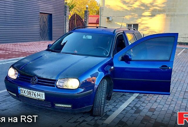 Синий Фольксваген Гольф, объемом двигателя 1.4 л и пробегом 272 тыс. км за 4200 $, фото 2 на Automoto.ua