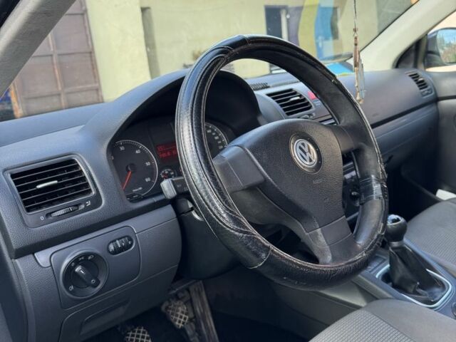 Синий Фольксваген Гольф, объемом двигателя 1.9 л и пробегом 348 тыс. км за 6500 $, фото 2 на Automoto.ua