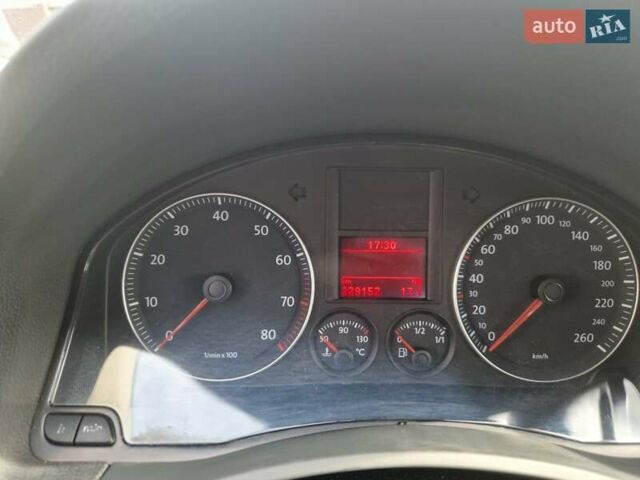 Синий Фольксваген Гольф, объемом двигателя 1.4 л и пробегом 231 тыс. км за 5850 $, фото 17 на Automoto.ua