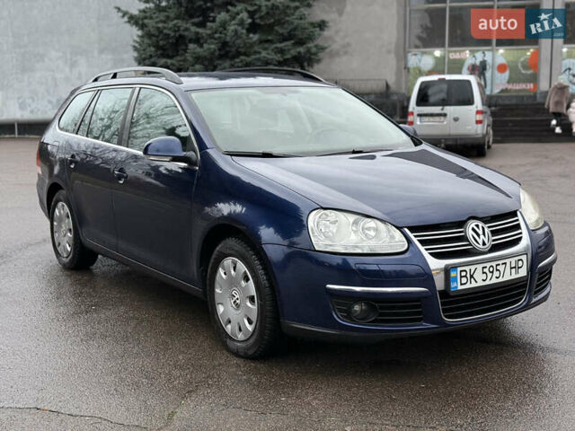 Синий Фольксваген Гольф, объемом двигателя 1.6 л и пробегом 318 тыс. км за 5150 $, фото 15 на Automoto.ua