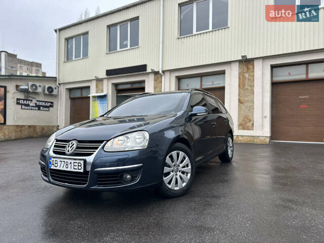 Синий Фольксваген Гольф, объемом двигателя 1.9 л и пробегом 233 тыс. км за 6399 $, фото 2 на Automoto.ua