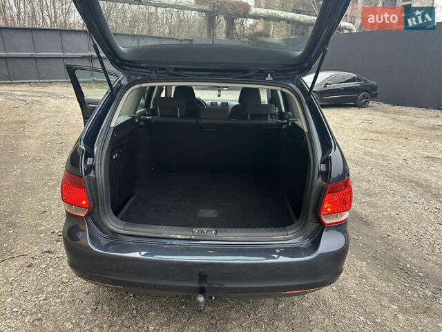 Синій Фольксваген Гольф, об'ємом двигуна 1.6 л та пробігом 248 тис. км за 6800 $, фото 30 на Automoto.ua