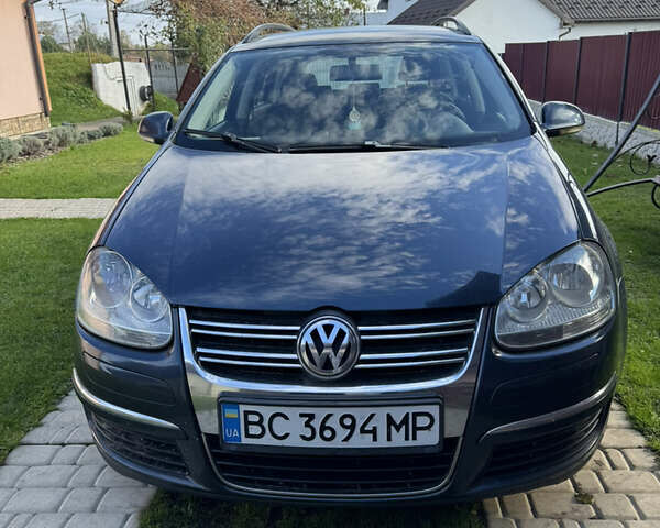 Синий Фольксваген Гольф, объемом двигателя 1.9 л и пробегом 348 тыс. км за 6500 $, фото 1 на Automoto.ua
