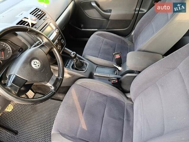 Синій Фольксваген Гольф, об'ємом двигуна 1.6 л та пробігом 293 тис. км за 5500 $, фото 15 на Automoto.ua