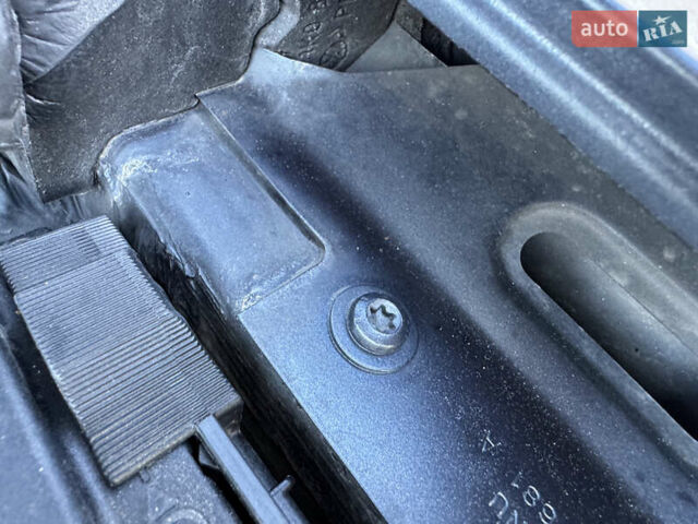 Синій Фольксваген Гольф, об'ємом двигуна 1.9 л та пробігом 349 тис. км за 5999 $, фото 71 на Automoto.ua