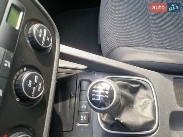 Синий Фольксваген Гольф, объемом двигателя 1.4 л и пробегом 231 тыс. км за 5850 $, фото 16 на Automoto.ua