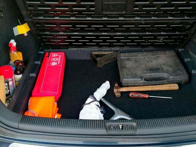 Синій Фольксваген Гольф, об'ємом двигуна 1.4 л та пробігом 228 тис. км за 6200 $, фото 9 на Automoto.ua