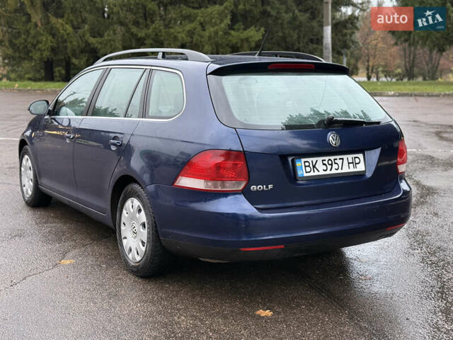 Синий Фольксваген Гольф, объемом двигателя 1.6 л и пробегом 318 тыс. км за 5150 $, фото 28 на Automoto.ua