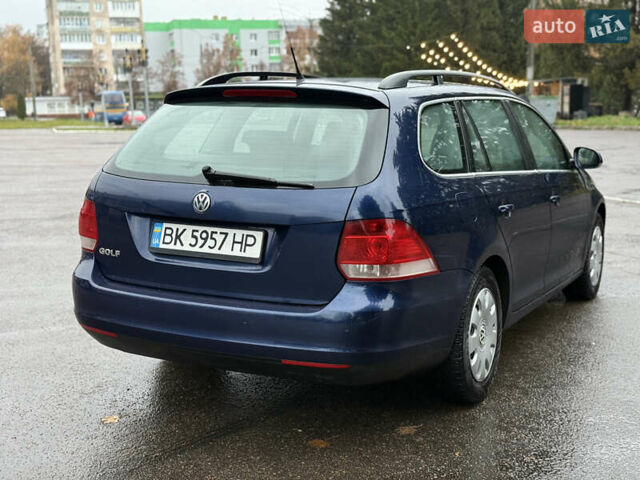 Синий Фольксваген Гольф, объемом двигателя 1.6 л и пробегом 318 тыс. км за 5150 $, фото 25 на Automoto.ua
