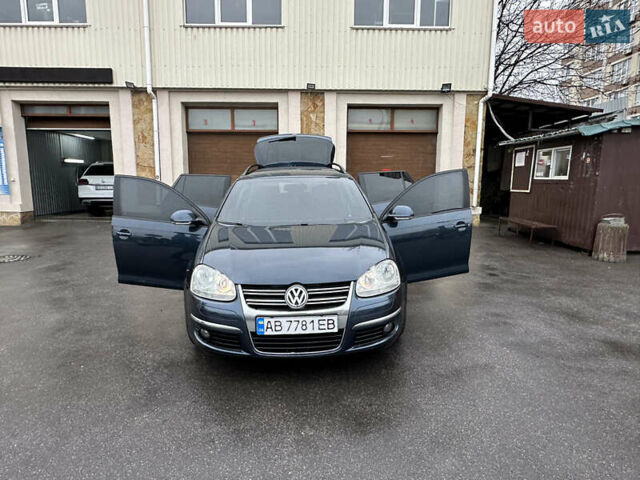 Синий Фольксваген Гольф, объемом двигателя 1.9 л и пробегом 233 тыс. км за 6399 $, фото 46 на Automoto.ua