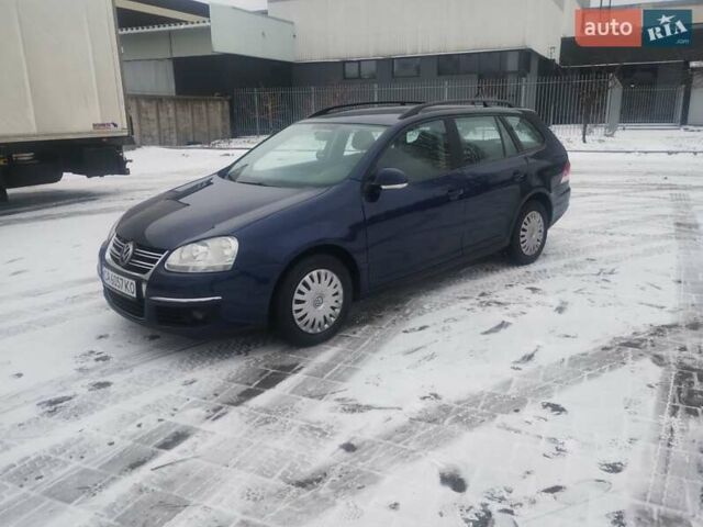 Синий Фольксваген Гольф, объемом двигателя 1.6 л и пробегом 203 тыс. км за 6500 $, фото 1 на Automoto.ua